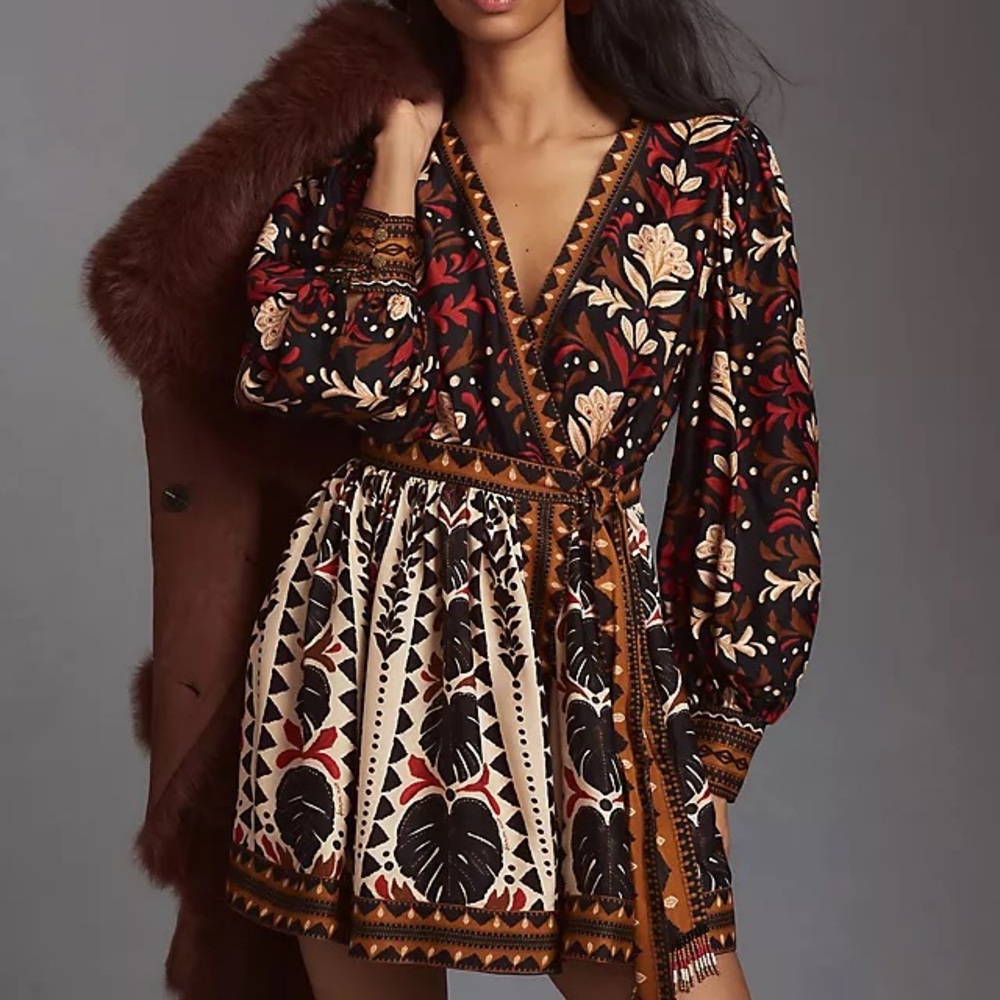 FARM Rio Tapestry Garden Long Sleeve Dress - Picture 2 of 3
